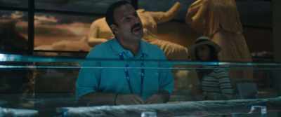 Oh. [chuckles]
Welcome, proud soldiers. - Shazam! Fury of the Gods
