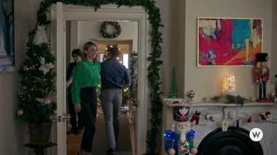 Oh.
(chuckling) - My Grown-Up Christmas List
