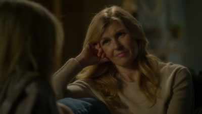 - Oh, come here. - Dirty John