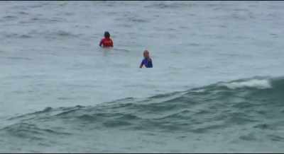 Oh, come on Bethany.
Get a wave. - Bethany Hamilton: Unstoppable