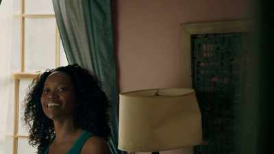Oh, come on, now.
You can-- you can
come closer. - Queen Sugar