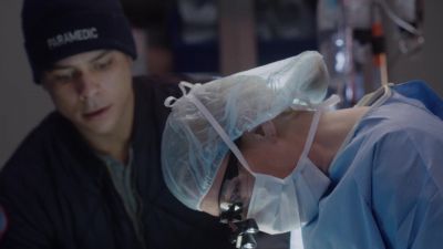 Oh, come on. - Chicago Fire