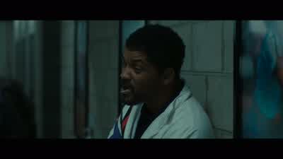 - She's trying to freeze her. - King Richard