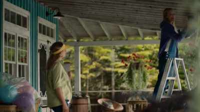 - Oh, come on,
you're not seriously upset - Moonshine