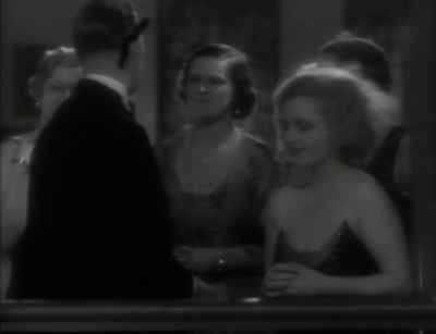 Oh, commander gordon,
aren't you coming down? - Rich and Strange