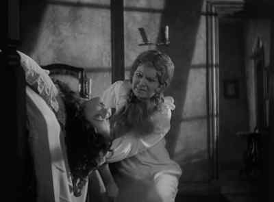 Oh, darling, what is it?
What's the matter? - Murders in the Rue Morgue