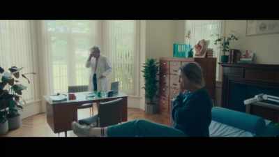 Oh, dear. [inhales] - Bridget Jones: Mad About the Boy