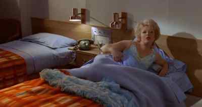 Oh, do hurry up, darling. - Carry on Abroad
