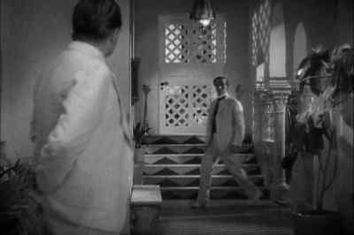 Oh, Doctor, come in.
Come in. - Charlie Chan in Egypt