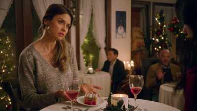 Oh, does Mrs. Rose
bake mille-feuille? - A Sweet Christmas Romance