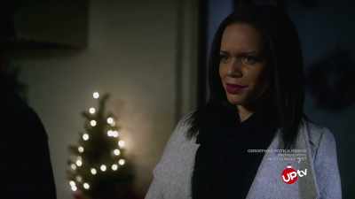 Oh don't look so
shocked detective. - Christmas Catch