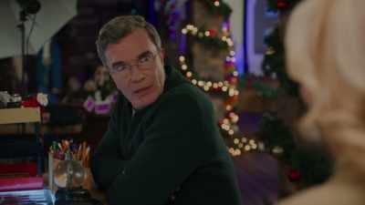 Oh, don't spread that around, - Friends & Family Christmas