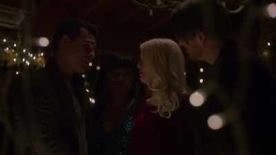 Oh, don't thank me.
Thank the dream team. - The Holiday Proposal Plan