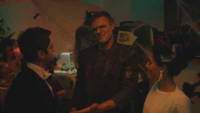 Oh, er, horror fan, too?
Oh, oh, absolutely, bro. - Count Abdulla