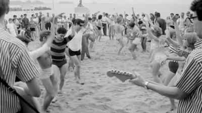 ♫ Oh, everybody do the zombie stomp - The Horror of Party Beach