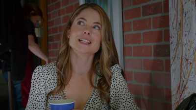 Oh, that explains
the coaching you gave me. - The Wrong Life Coach