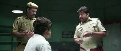 Oh! Five missed calls from my wife. - Junglee