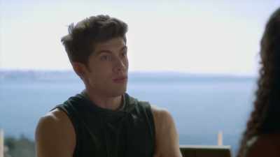 Oh, forgive me if I thought
apologizing to your boyfriend - Famous in Love