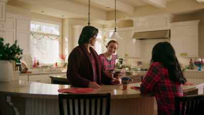 Oh, friends' Christmas
is a potluck - A Vineyard Christmas