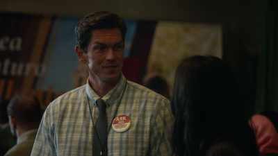 Oh, funny, 'cause
you knew he went to Harvard, - True Lies
