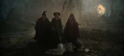 -Oh, Gilbert. Impeccable timing.
-Hi. - Hocus Pocus 2