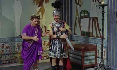 Oh, go on. Unroll it. - Carry on Cleo