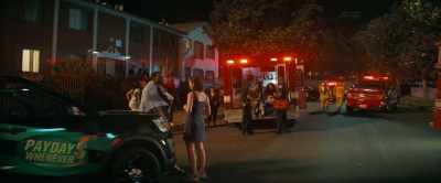 - Oh, my God.
- ...and her friend in there, - One of Them Days
