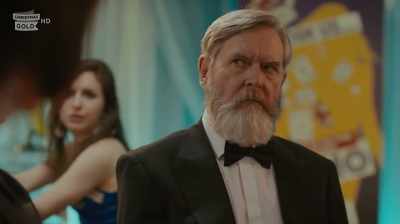 Oh, God. Does he know?
Don't know, does he? - Death on the Tyne