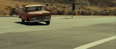 - Oh, God, Graeme, drive faster. - Paul