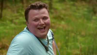 -  Oh my God.
- Guys… I'm not even joking. - Snowflake Mountain