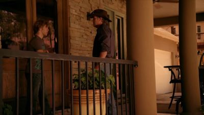 Oh, my God.
Has there been another murder? - Longmire