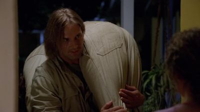- Oh, my God, is he OK?
- You tell me. - Lost