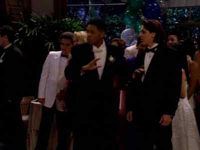 Oh, my God. Hey, Carlton. Carlton. - The Fresh Prince of Bel-Air