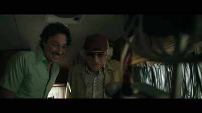 - Oh, my god.
- I know, uncle Max. - The Comeback Trail