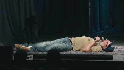 Oh, God, I'm...
I'm bleeding out. - David Cross: Oh Come On
