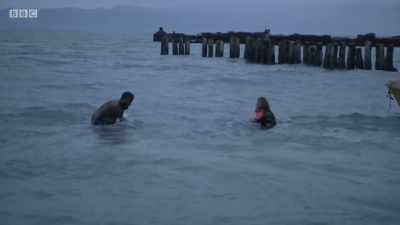 Oh, my God! It's freezing!
Oh, my God! - The Misadventures of Romesh Ranganathan