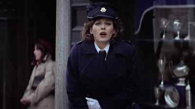 Oh, my God, it's the baby! - Hanover Street