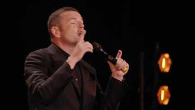 Oh, my God! Just this.
Oh, my God, thisssss! - Kevin Bridges: The Overdue Catch-Up