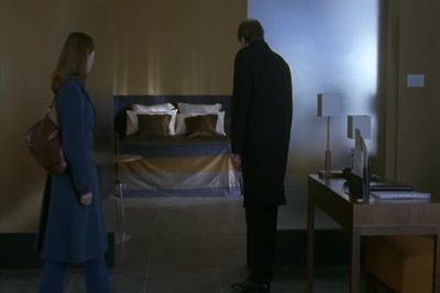 Oh God lt's a double bed - The Girl in the Café