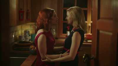 - Oh, god, me, too.
- Zee thinks I'm hormonal - Snapshots