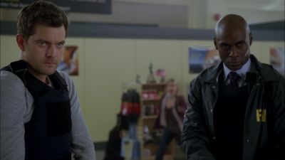 Oh, my god. Mom. Mom! - Fringe