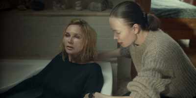Oh my God. Mom, wake up! - The Darker the Lake