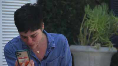 Oh my God, mum, you know
how you called me, "Maudlin" before? - Introducing, Selma Blair