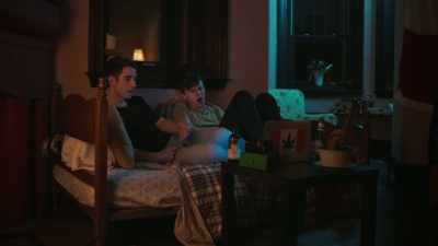 Oh my god, Nicole, don't
go back in the cabin. - Sugar Highs