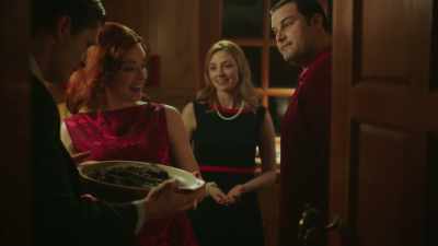 Oh, god. Oh, this
platter's way too heavy. - Snapshots