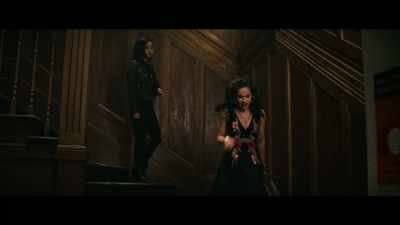 - Oh, God.
[panting] - Deadly Class