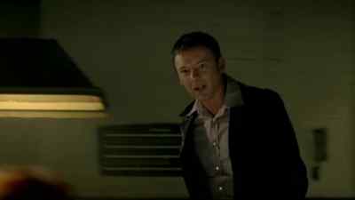 Oh, my God! Ray, check the back door. - Life on Mars
