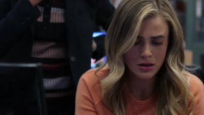 Oh, my God. - Manifest