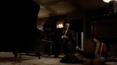 Oh, my God. Sarah. - The Vampire Diaries