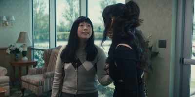 - Oh, my God.
- She's not dead. She ran away. - Quiz Lady